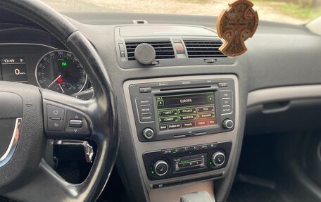 Skoda Octavia, 2011 год, 870 000 рублей, 11 фотография