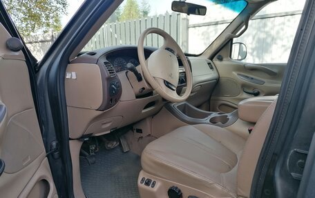 Ford Expedition, 1996 год, 850 000 рублей, 2 фотография