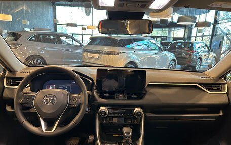 Toyota RAV4, 2025 год, 4 500 000 рублей, 24 фотография