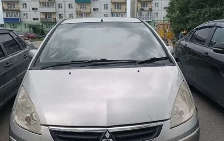 Mitsubishi Colt VI рестайлинг, 2005 год, 449 000 рублей, 1 фотография