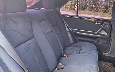 Mercedes-Benz E-Класс, 1997 год, 540 000 рублей, 8 фотография