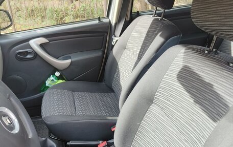Renault Sandero I, 2014 год, 650 000 рублей, 6 фотография