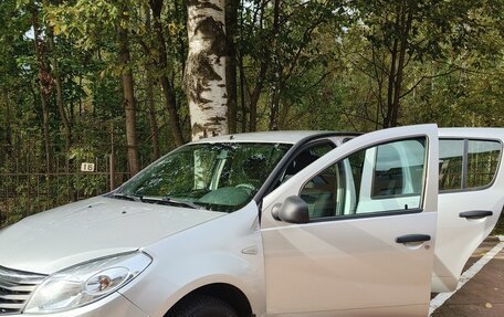 Renault Sandero I, 2014 год, 650 000 рублей, 15 фотография