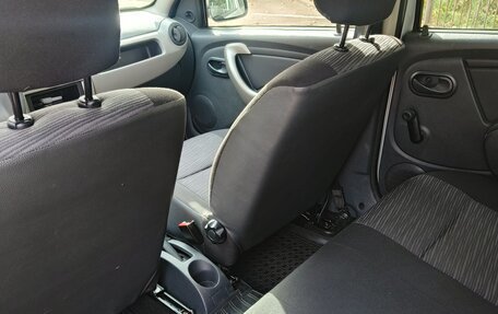 Renault Sandero I, 2014 год, 650 000 рублей, 10 фотография