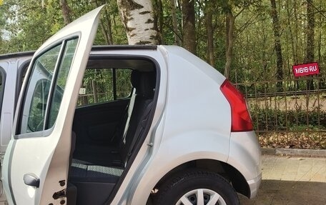 Renault Sandero I, 2014 год, 650 000 рублей, 18 фотография