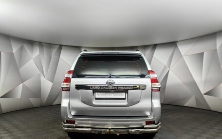 Toyota Land Cruiser Prado 150 рестайлинг 2, 2014 год, 2 755 000 рублей, 8 фотография