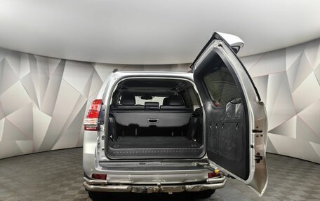 Toyota Land Cruiser Prado 150 рестайлинг 2, 2014 год, 2 755 000 рублей, 9 фотография