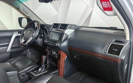 Toyota Land Cruiser Prado 150 рестайлинг 2, 2014 год, 2 755 000 рублей, 10 фотография