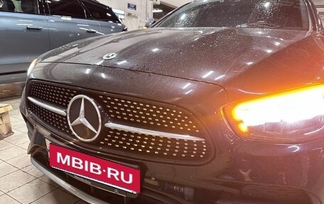 Mercedes-Benz E-Класс, 2021 год, 4 350 000 рублей, 4 фотография