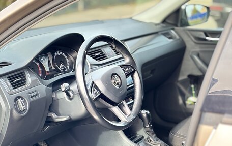 Skoda Rapid I, 2018 год, 1 350 000 рублей, 10 фотография