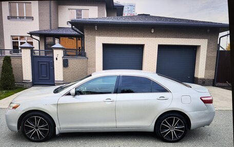 Toyota Camry, 2006 год, 700 000 рублей, 7 фотография