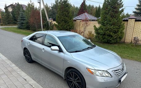 Toyota Camry, 2006 год, 700 000 рублей, 5 фотография