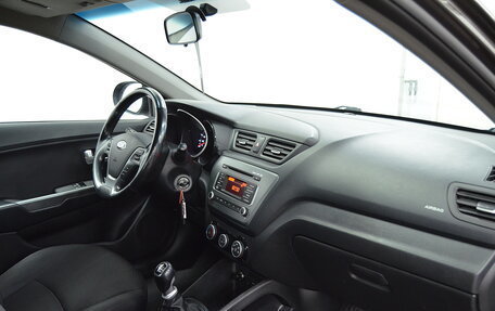 KIA Rio III рестайлинг, 2015 год, 990 000 рублей, 19 фотография