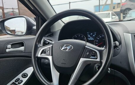 Hyundai Solaris II рестайлинг, 2014 год, 939 990 рублей, 12 фотография