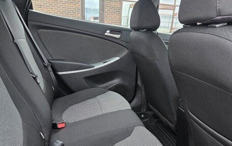 Hyundai Solaris II рестайлинг, 2014 год, 939 990 рублей, 14 фотография