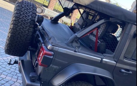 Jeep Wrangler, 2018 год, 6 000 000 рублей, 23 фотография