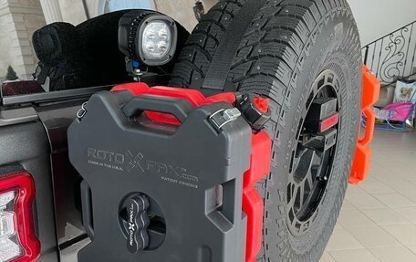 Jeep Wrangler, 2018 год, 6 000 000 рублей, 26 фотография