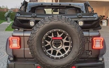 Jeep Wrangler, 2018 год, 6 000 000 рублей, 18 фотография