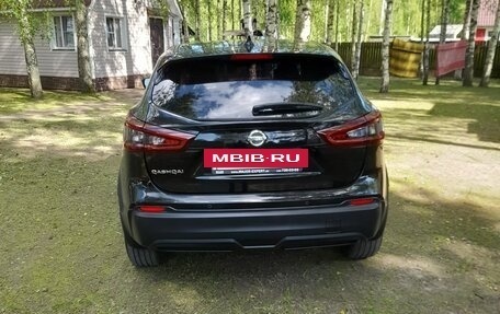 Nissan Qashqai, 2021 год, 2 100 000 рублей, 4 фотография