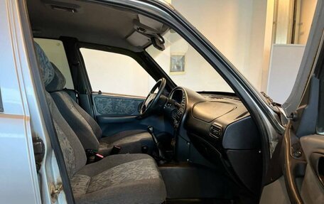 Chevrolet Niva I рестайлинг, 2003 год, 220 000 рублей, 17 фотография