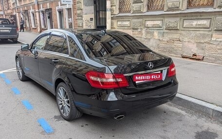 Mercedes-Benz E-Класс, 2012 год, 1 650 000 рублей, 14 фотография