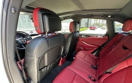 Porsche Macan I рестайлинг, 2025 год, 9 039 000 рублей, 33 фотография