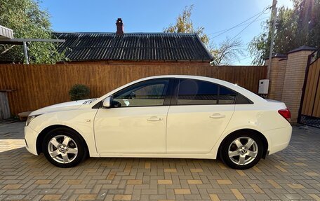 Chevrolet Cruze II, 2011 год, 600 000 рублей, 4 фотография
