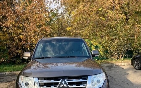 Mitsubishi Pajero IV, 2012 год, 2 200 000 рублей, 1 фотография