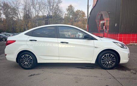 Hyundai Solaris II рестайлинг, 2011 год, 600 000 рублей, 6 фотография