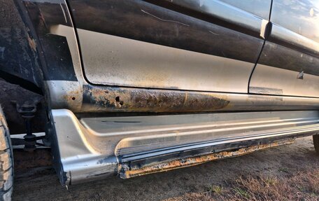 Mitsubishi Pajero Sport II рестайлинг, 2002 год, 395 000 рублей, 33 фотография