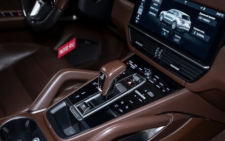 Porsche Cayenne III, 2018 год, 7 500 000 рублей, 24 фотография