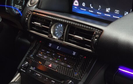 Lexus IS III, 2016 год, 2 350 000 рублей, 19 фотография