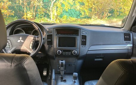 Mitsubishi Pajero IV, 2012 год, 2 200 000 рублей, 9 фотография