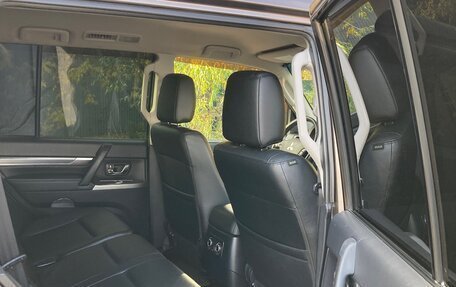 Mitsubishi Pajero IV, 2012 год, 2 200 000 рублей, 11 фотография