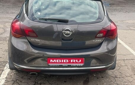 Opel Astra J, 2013 год, 850 000 рублей, 2 фотография