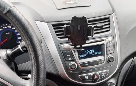 Hyundai Solaris II рестайлинг, 2016 год, 1 150 000 рублей, 2 фотография