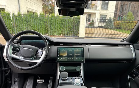 Land Rover Range Rover IV рестайлинг, 2023 год, 21 000 000 рублей, 9 фотография
