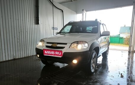 Chevrolet Niva I рестайлинг, 2016 год, 710 000 рублей, 1 фотография