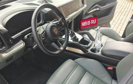 Porsche Cayenne III, 2023 год, 17 500 000 рублей, 15 фотография