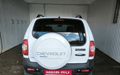 Chevrolet Niva I рестайлинг, 2016 год, 710 000 рублей, 5 фотография