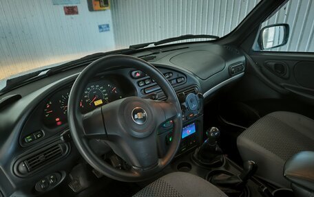 Chevrolet Niva I рестайлинг, 2016 год, 710 000 рублей, 9 фотография