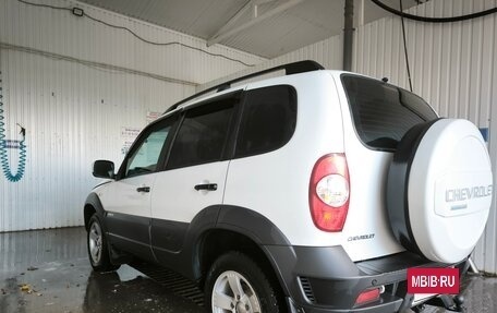 Chevrolet Niva I рестайлинг, 2016 год, 710 000 рублей, 6 фотография