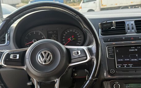 Volkswagen Polo VI (EU Market), 2018 год, 1 250 000 рублей, 8 фотография