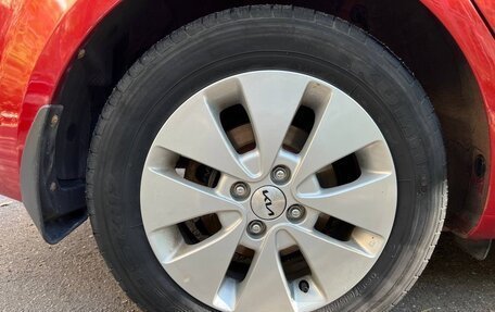 KIA Rio III рестайлинг, 2014 год, 898 000 рублей, 27 фотография