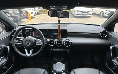 Mercedes-Benz A-Класс, 2021 год, 1 630 000 рублей, 7 фотография