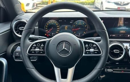 Mercedes-Benz A-Класс, 2021 год, 1 630 000 рублей, 8 фотография