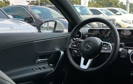 Mercedes-Benz A-Класс, 2021 год, 1 630 000 рублей, 13 фотография