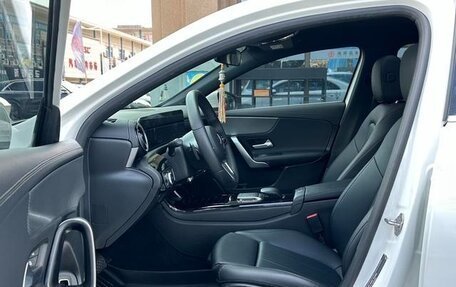 Mercedes-Benz A-Класс, 2021 год, 1 630 000 рублей, 12 фотография