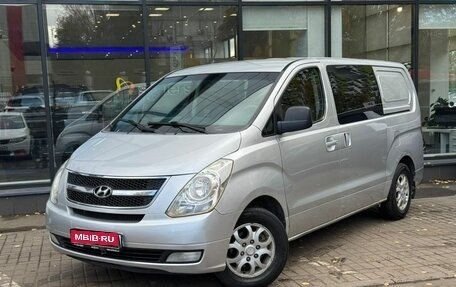 Hyundai Grand Starex Grand Starex I рестайлинг 2, 2008 год, 1 020 000 рублей, 1 фотография
