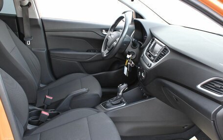Hyundai Solaris II рестайлинг, 2017 год, 1 285 000 рублей, 13 фотография